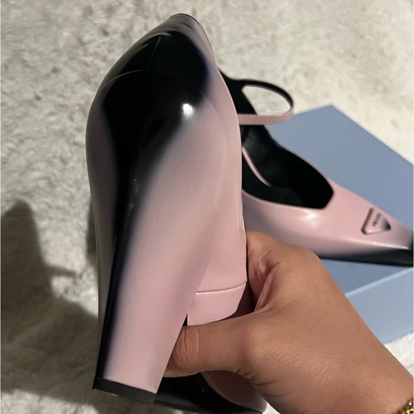 NIB Prada Logo Toe Mary Jane Pump - Picture 14 of 16
